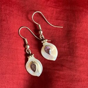 Mother of pearl & amethyst earrings 🌹